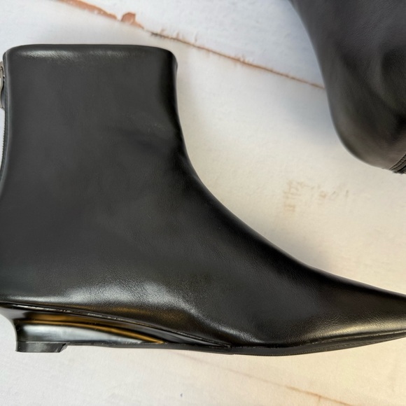 Black Ankle Boots for Women - Picture 10 of 14